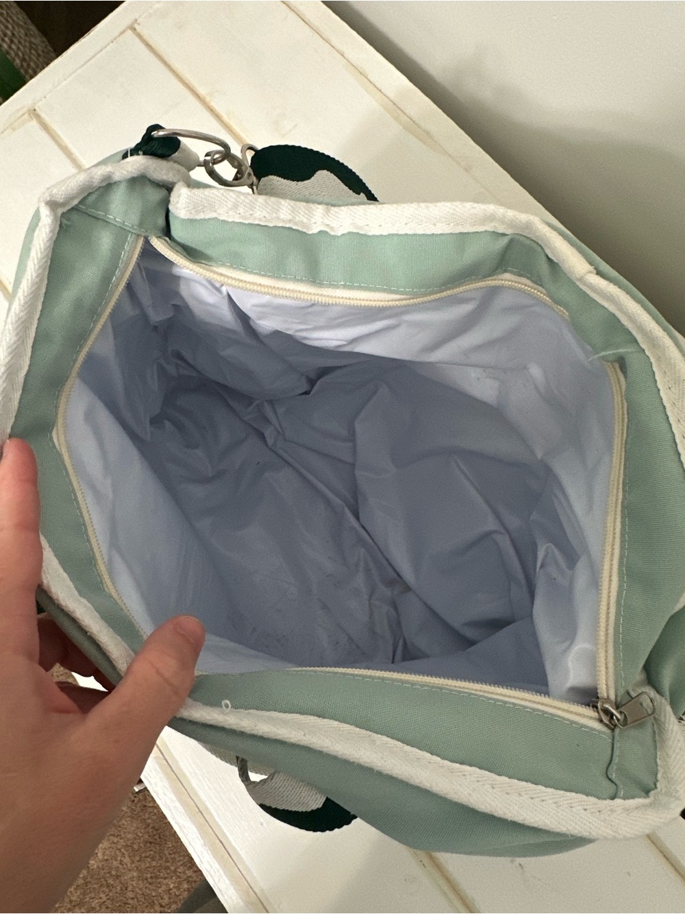 business&pleasure Mint Green Insulated Tote with Scallop Strap Detail - Picture 5 of 5